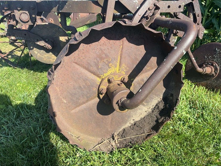john-deere-14-image-25