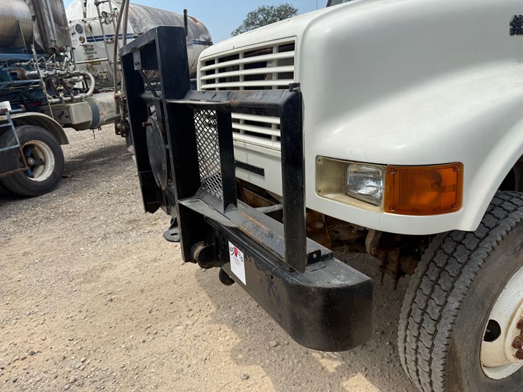 2000-international-4800-image-25