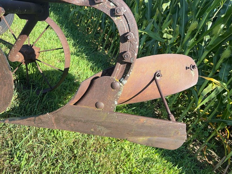 john-deere-14-image-18