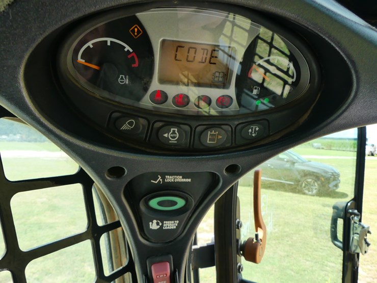 2022-bobcat-t770-image-18