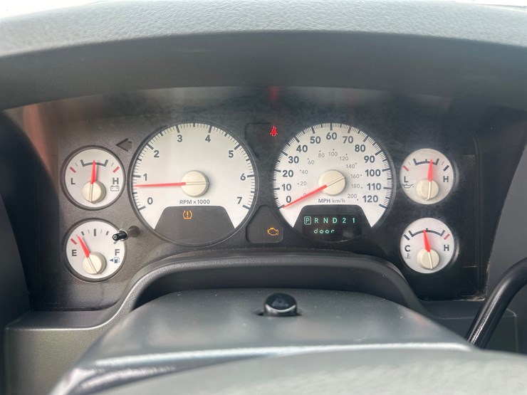 2008-dodge-2500-image-42