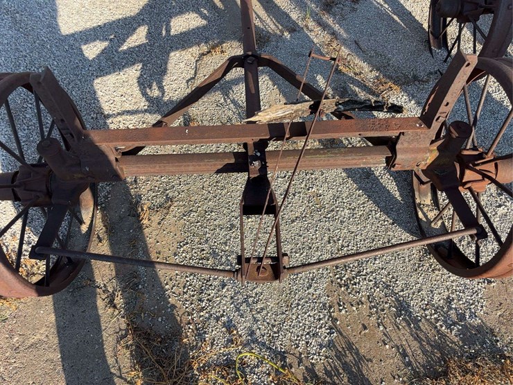 john-deere-running-gear-image-11