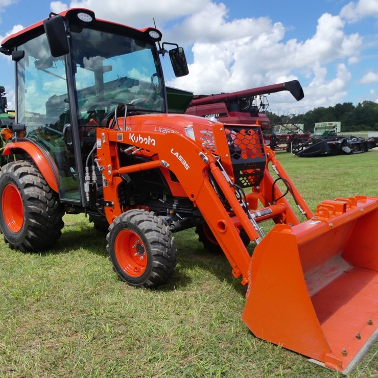 KUBOTA LX2620