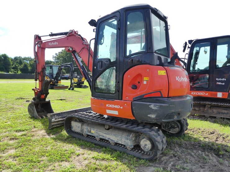 2024-kubota-kx040-4-image-4