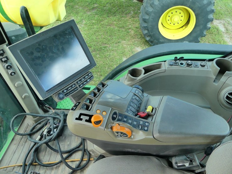 john-deere-310-image-15