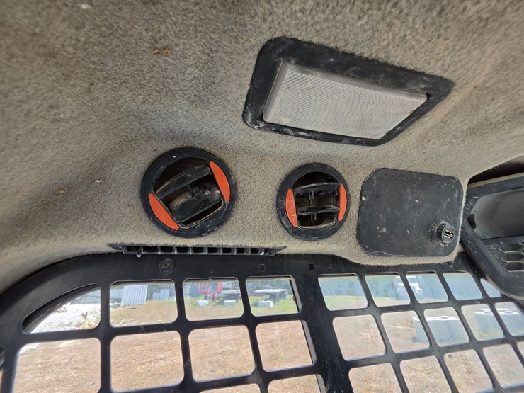 #26217-•-2022-bob-cat-t66-skid-steer-image-28