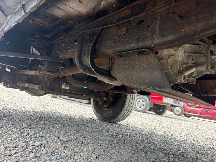 2004-ford-f350-image-50