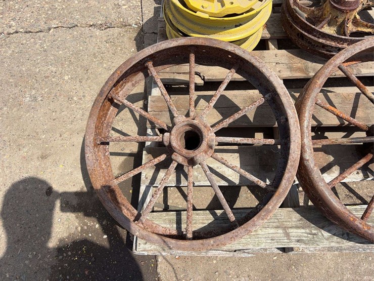 john-deere-24-image-10