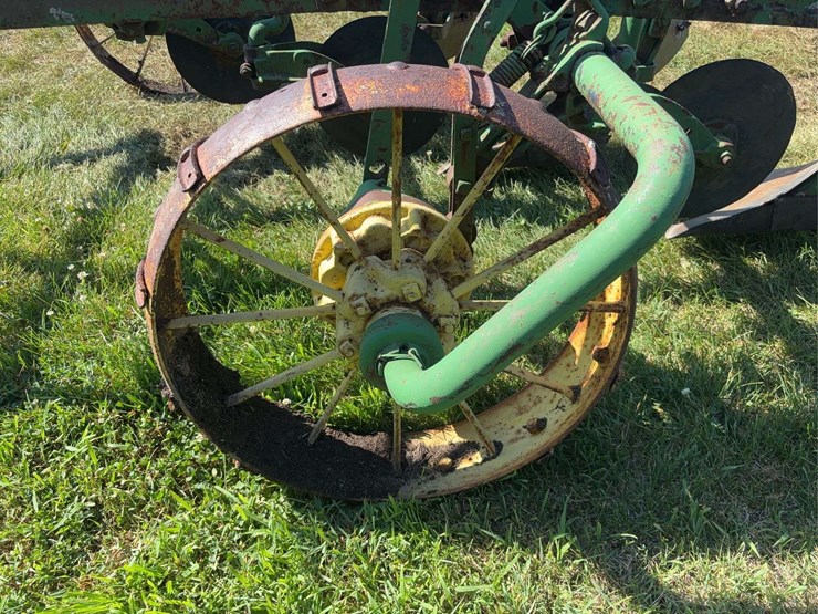 john-deere-14-image-15