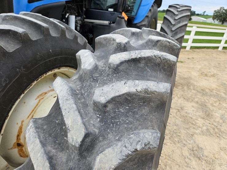 new-holland-tg285-image-63