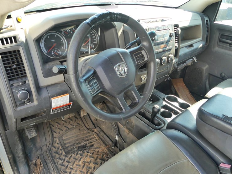 2012-dodge-ram-5500-image-18
