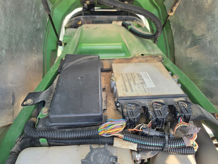john-deere-6430-image-21