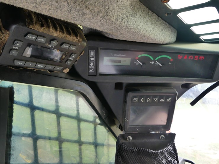 deere-333g-image-18