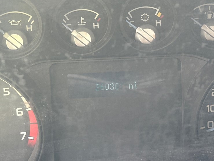 2011-ford-f250-image-28