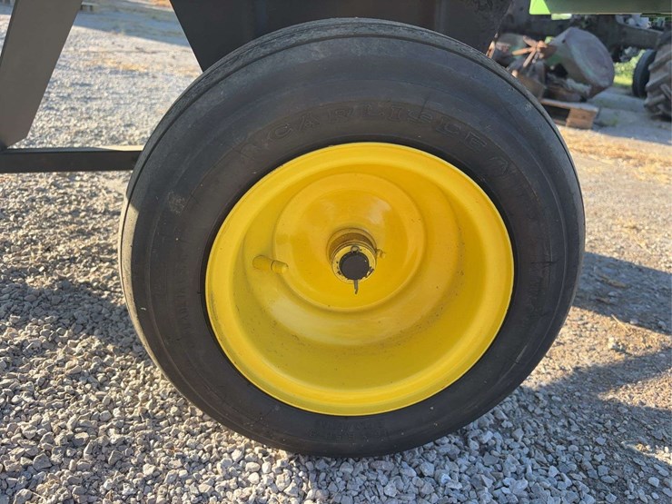 john-deere-80-lawn-and-garden-cart-image-15
