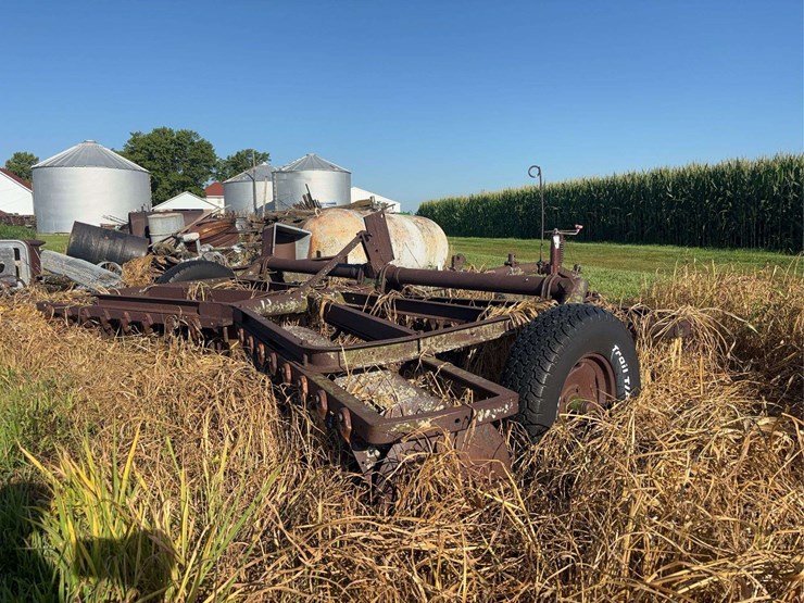 john-deere-11-image-5