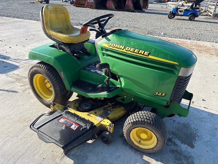 john-deere-345-image-15