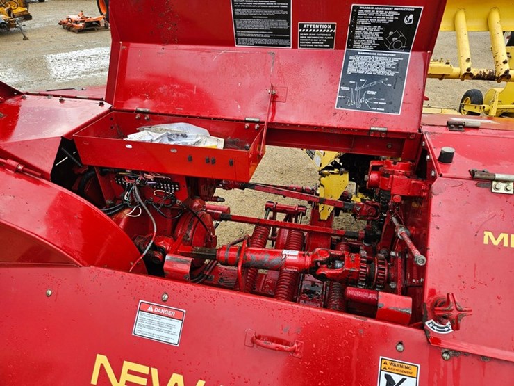 new-holland-900-image-42