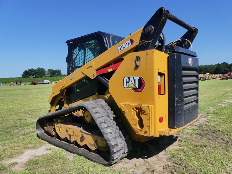 2022-caterpillar-299d3-image-4