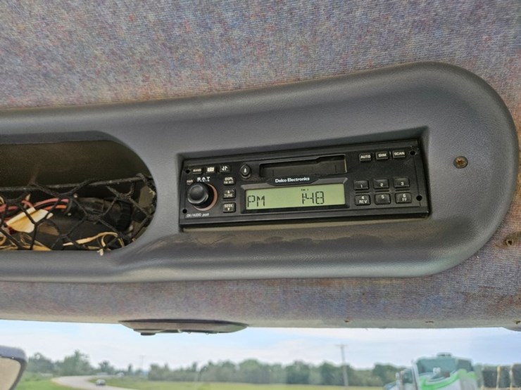 new-holland-tg285-image-38