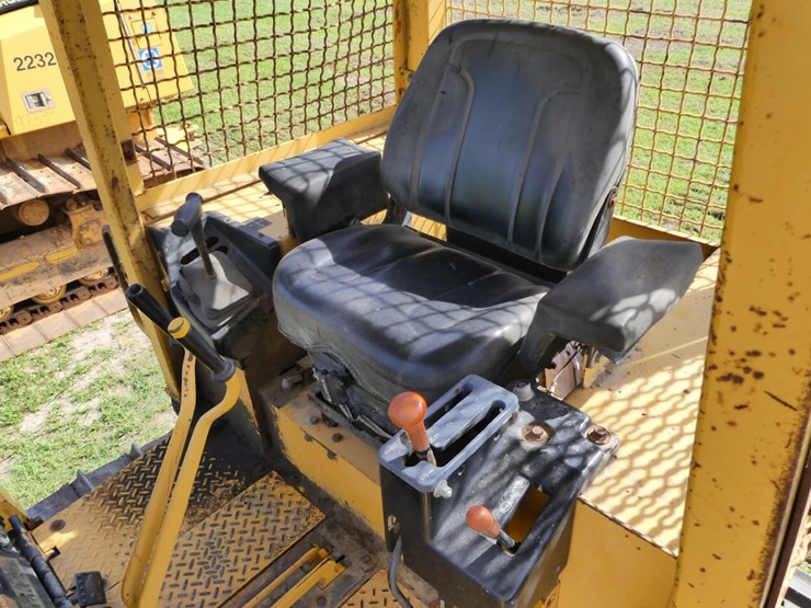 1997-deere-650g-image-12