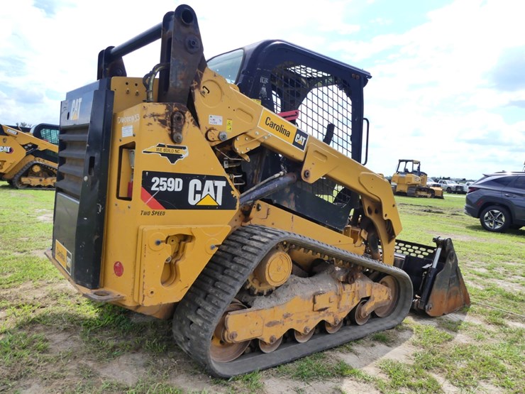 2018-caterpillar-259d-image-3