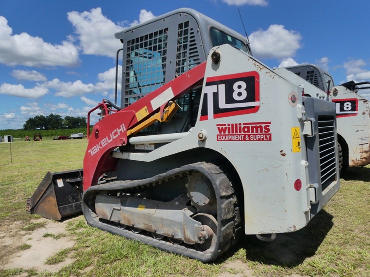 2019-takeuchi-tl8-image-5