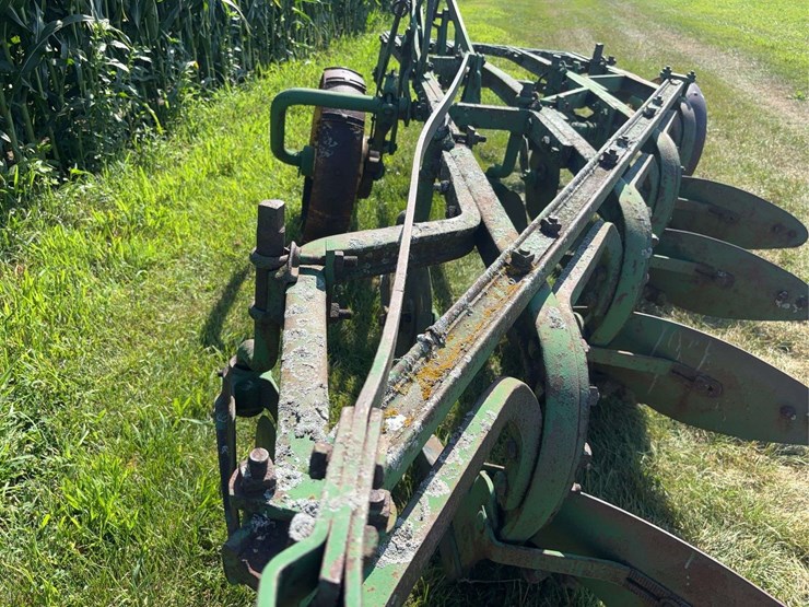 john-deere-14-image-43