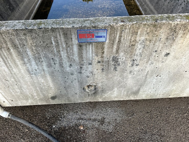 #2776-•-approx-86"w-x-164"l-concrete-basin-image-8