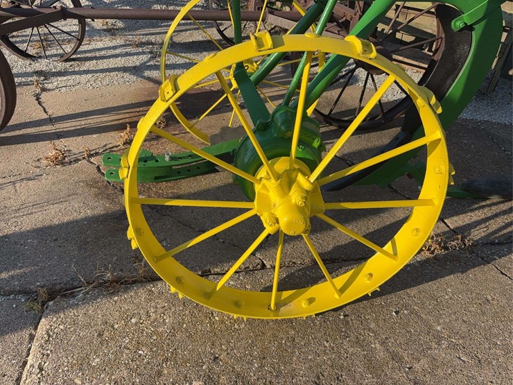 john-deere-single-shank-subsoiler-image-13