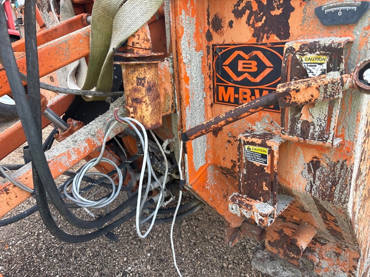 #2718-•-mbw-cg100-curb-machine-image-8