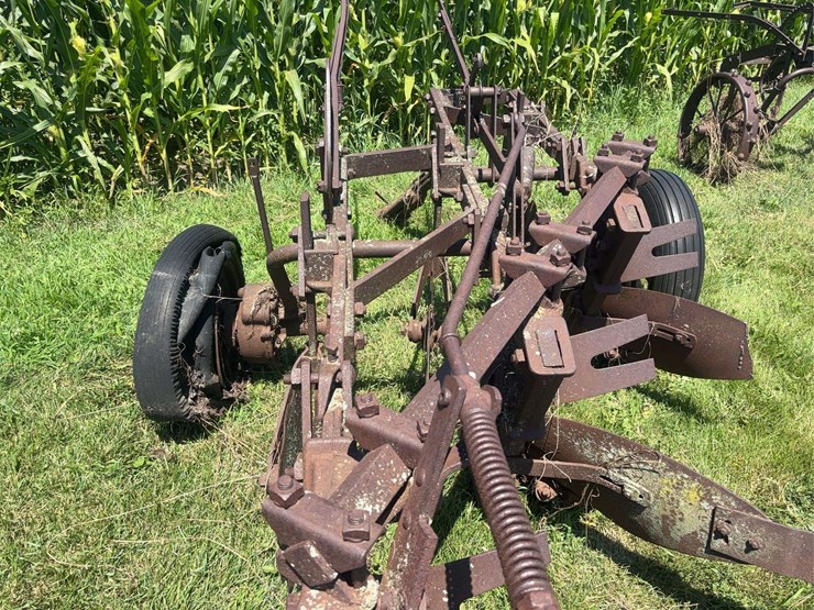 john-deere-14-image-31