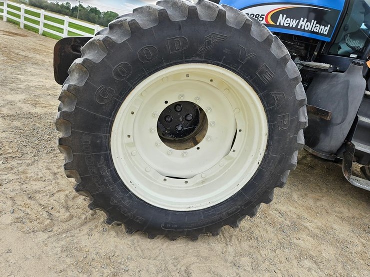 new-holland-tg285-image-59