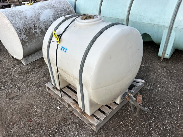 #2777-•-225-gallon-poly-tank-image-2