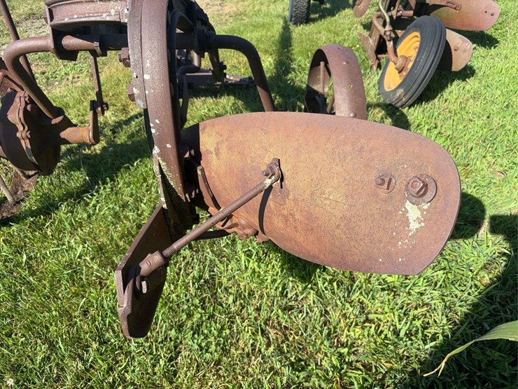 john-deere-14-image-22