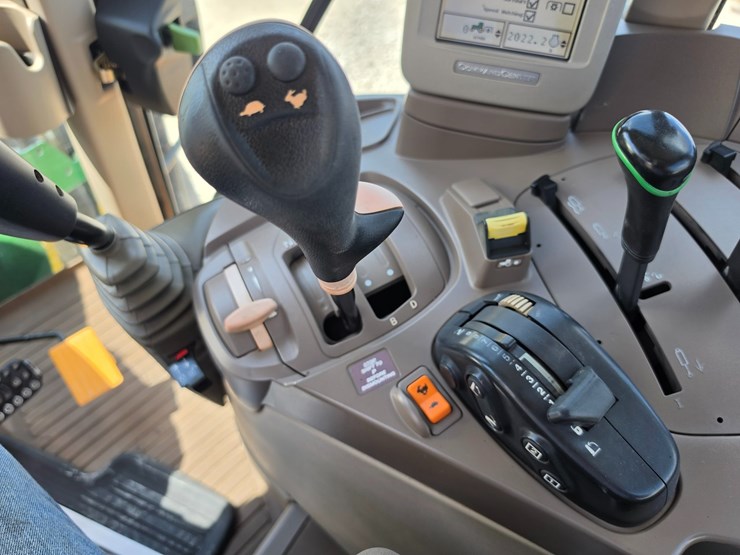 john-deere-6430-image-38