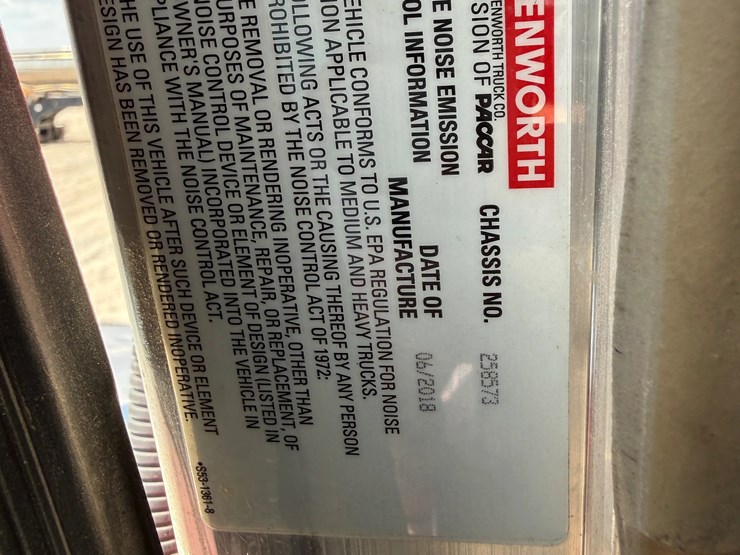 2019-kenworth-t800-image-16