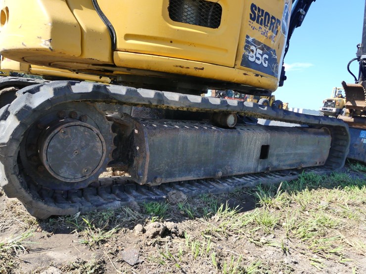 2021-deere-35g-image-6