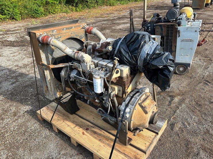 #2700-•-5.9l-cummins-turbo-diesel-engine-image-4