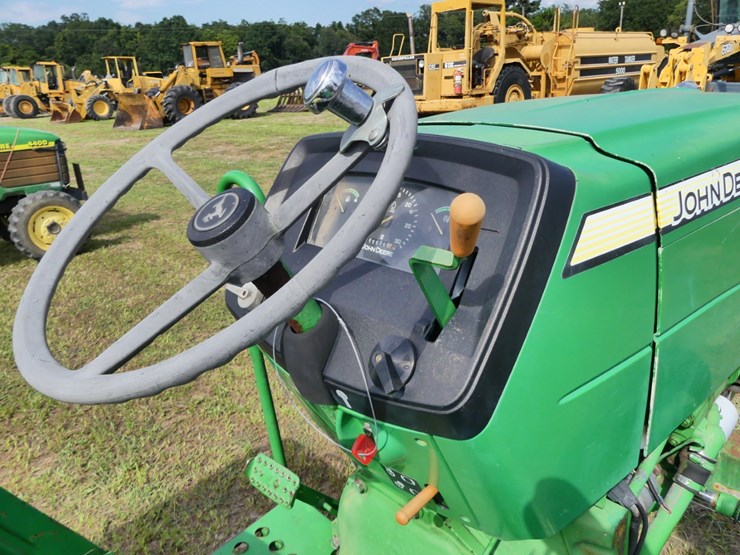 2009-john-deere-5045d-image-12