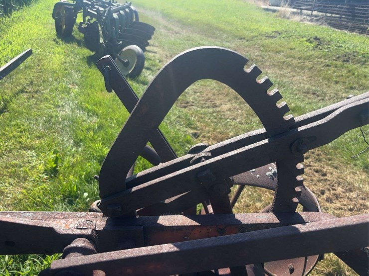 john-deere-14-image-30