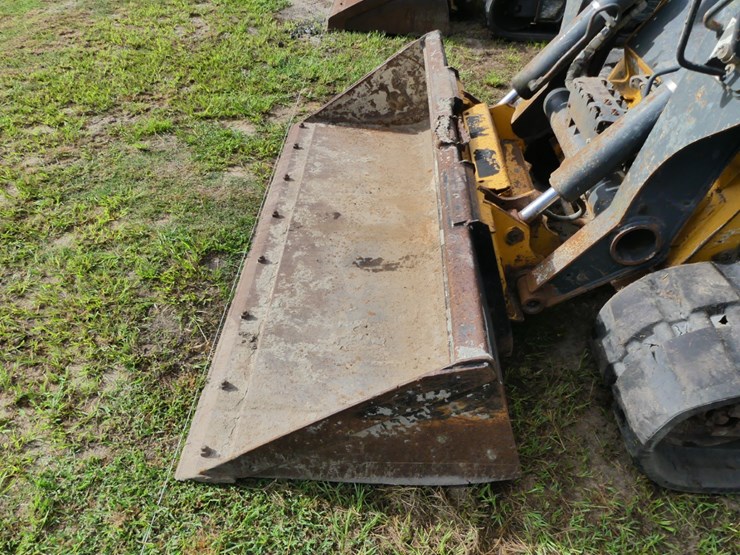 deere-333g-image-10