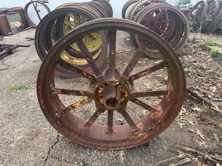 john-deere-36-image-1