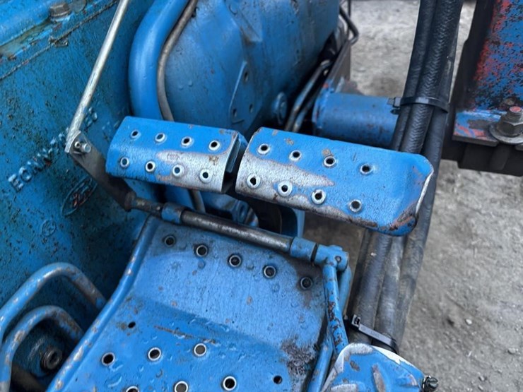 ford-tractor-image-30