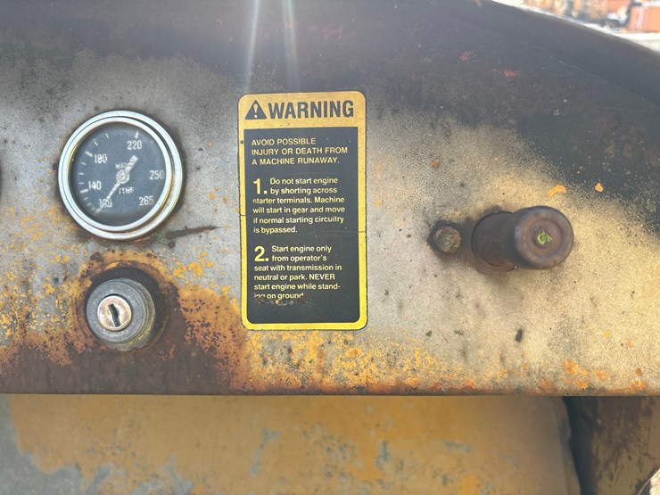 #2720-•-empire-88-90-tractor-image-11