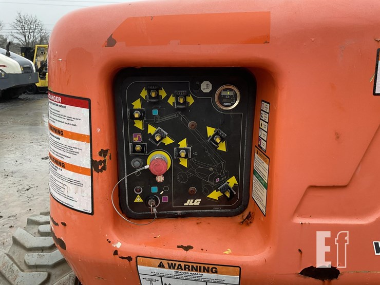 2015-jlg-m600jp-image-10