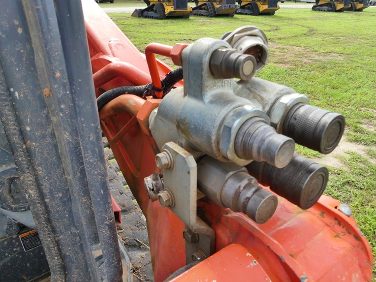 kubota-svl97-2-image-13