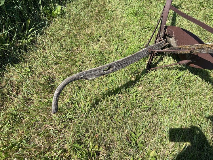 14”-walking-plow-image-15