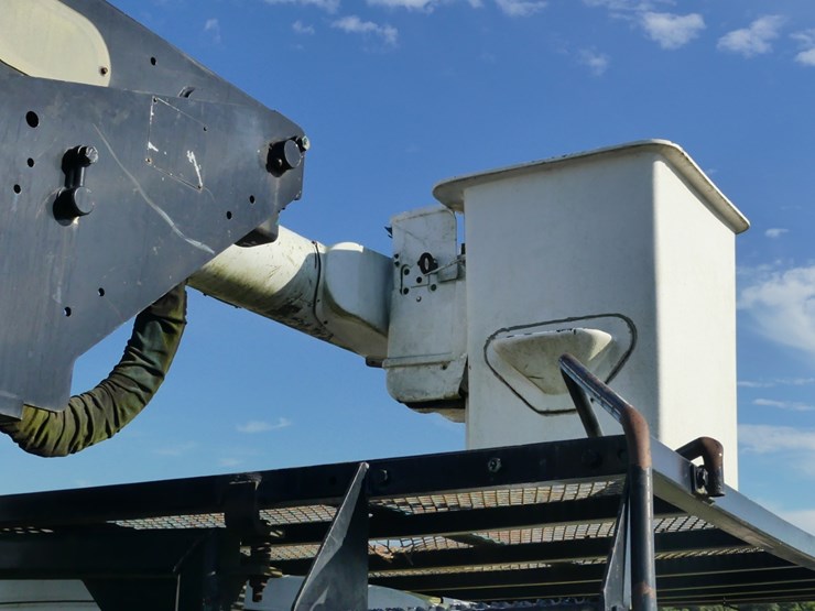 2005-caterpillar-c7-image-8