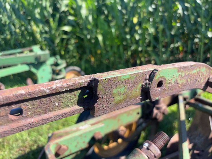 john-deere-214-image-21